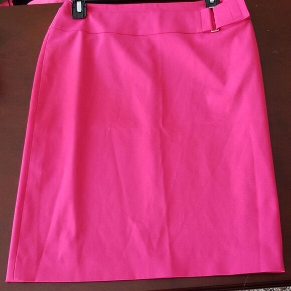 🦋3/$15💰Grace Skirt 💥Final Price💥 - Picture 1 of 3